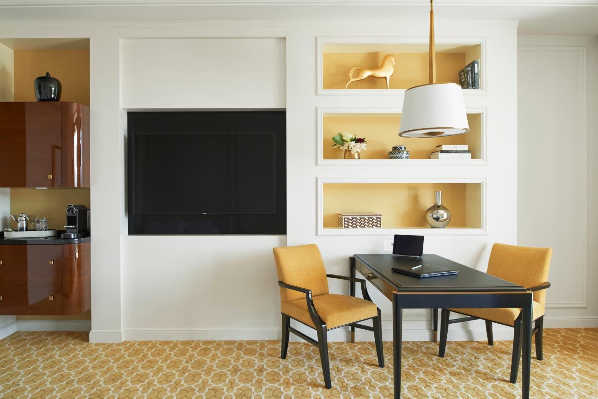 Waldorf Astoria Beverly Hills Hotel 5*