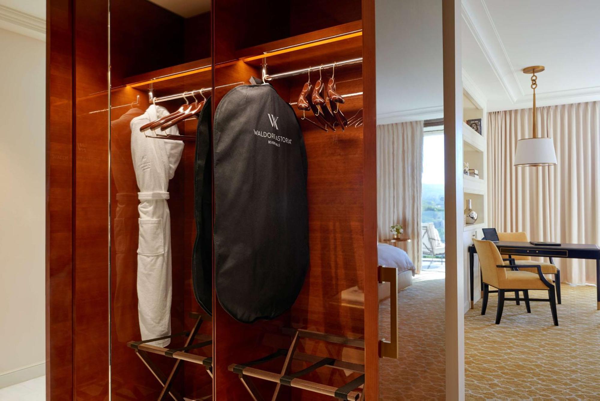 Waldorf Astoria Beverly Hills Hotel Los Angeles